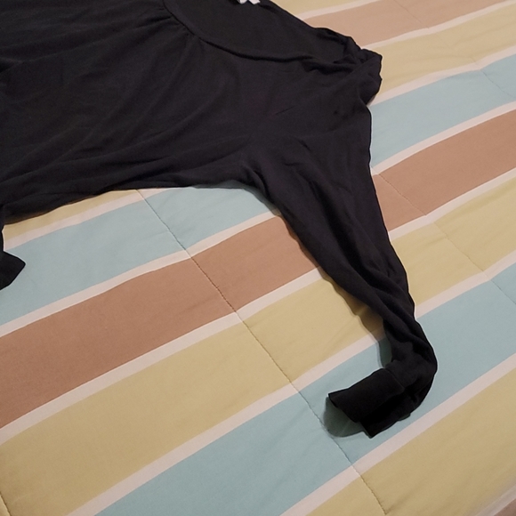 Top - Picture 3 of 3